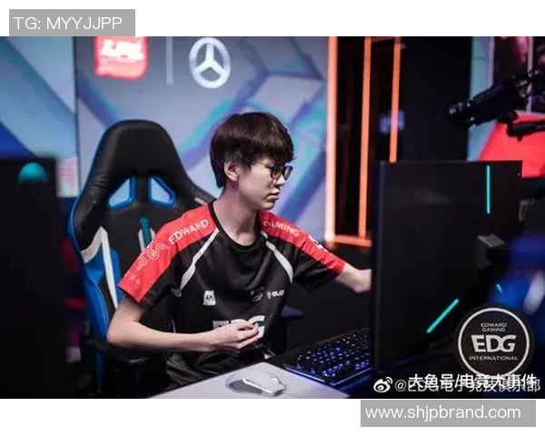 赛后分析：LNG与EDG在比赛中的战术意识与团队配合探讨