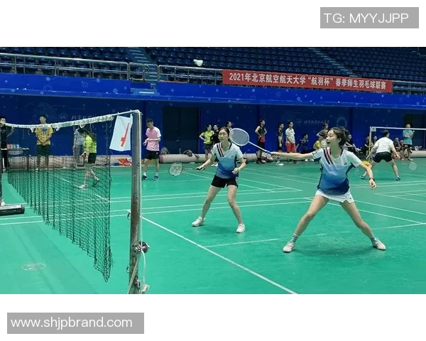 重庆羽毛球队整体压制打法解析与战术优势深度剖析 重庆羽毛球队整体压制打法解析与战术优势深度剖析